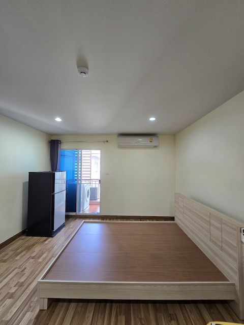 Regent Home 19 Safe quiet private 8th floor BTS Bang Chak