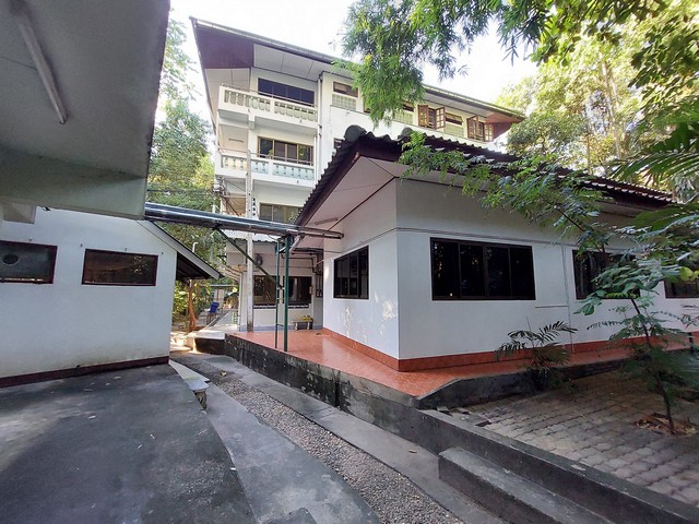 ขายด่วน โรงงานสมุนไพร พร้อมถ่ายถอดความรู้สมุนไพรทั้งหมด พร้อมใบอนุญาตผลิตและทะเบียนยา มาตรฐาน ISO