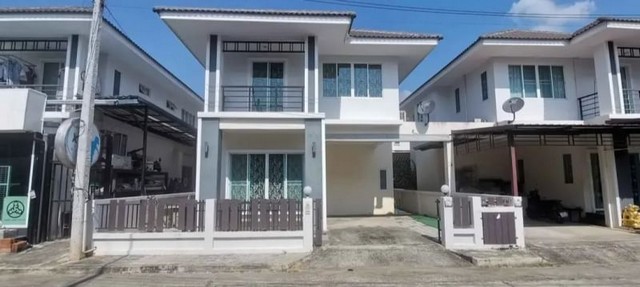 ให้เช่าบ้าน 2 ชั้น โครงการเดอะโพล์ว สันผีเสื้อ           