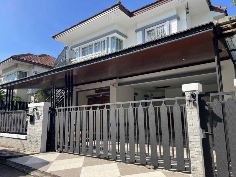 ขายด่วน ที่ดินเปล่า 182 ตร.ว วัชรพล-เพิ่มสิน กรุงเทพฯ ที่ดินถมเเล้วบางส่วน น้ำ-ไฟ เข้าถึง เหมาะปลูกสร้าง ฯลฯสถานที่ใกล้เคียง- โรงพยาบาลภูมิพล- กองทัพอากาศ- ใกล้จุดขึ้นลงทางด่วน- ใกล้โรงเรียนราคาขาย : 2,500,000 บาท ค่าโอนคนละครึ่ง#รหัสทรัพย์ : SO662-3005 สอบถามข้อมูลเพิ่มเติมโทร : 085-999-6229 (คุณฝ้าย)โทร : 085-919-9829 (คุณเก็ต)Line : @ispace.estes (มี@นำหน้า)บริษัท อินฟินิท สเปซ จำกัด บริการฝาก ซื้อ ขาย เช่า 