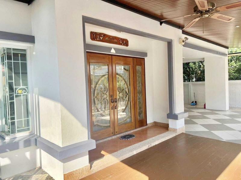 ขายบ้านติดมอเตอร์เวย์ ธัญบุรีคลอง5 ปทุมธานี หมู่บ้าน สินธานีแกรนด์วิลล์