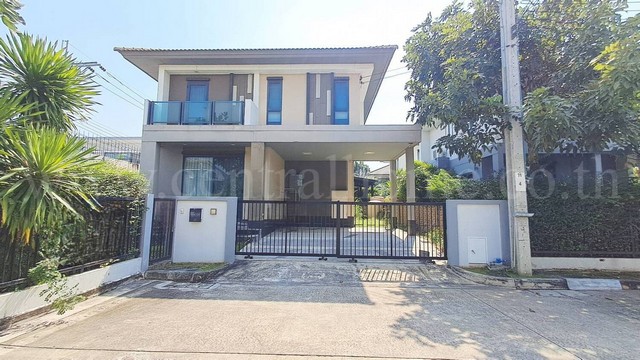 บ้านเดี่ยว บุราสิริ วงแหวน - อ่อนนุช หลังริม สไตล์รีสอร์ท พร้อม Built - in