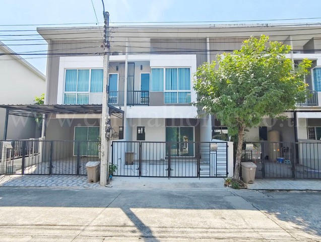 ทาวน์เฮ้าส์ หมู่บ้าน ซิตี้เซนส์ รามอินทรา ต่อเติมครัว