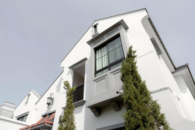 ขายบ้านเดี่ยว 2 ชั้น หมู่บ้านนันทวัน พระราม9-กรุงเทพกรีฑาตัดใหม่ Nantawan Rama 9  สไตล์ฝรั่งเศสสุดหรู แปลงมุม