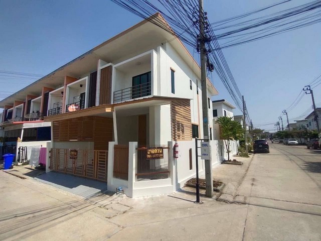 ขายด่วน บ้านหลังมุม สวยพร้อมอยู่   โครงการ สุขสำราญ คูล ประชาอุทิศ 90