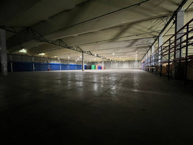 โกดังให้เช่าโซนปทุมธานี พื้นที่เช่าขั้นต่ำ 1,300 ตรม