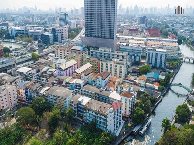 ขายหอพัก (อาคารพาณิชย์ตึกแถว 2 คูหา ) ซ.ราม 51/2 ขนาด 26.9 ตร.วา ใกล้รถไฟฟ้าเพียง 140 ม. ใกล้ท่าเรือ ม.รามคำแหง เหมาะรีโนเวททำโฮมออฟฟิศ