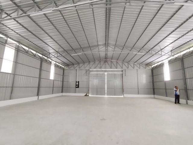 BR 1402  ให้เช่าโกดังใหม่ 288 ตร.ม. ย่านสุขาภิบาล 5 สายไหม ถนนสุขาภิบาล 5 รถเทรลเลอร์ถอยเข้าโกดัง load ของได้