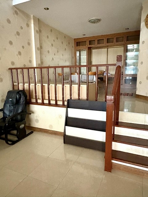 ให้เช่าทาวน์โฮม 3 ชั้น โครงการบ้านกลางเมือง ลาดพร้าว 71 ซอยนาคนิวาส 4 เฟอร์พร้อมอยู่ ใกล้เซ็นทรัลอีสวิลล์