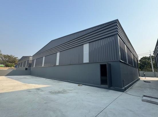 ให้เช่าโรงงาน โกดัง พร้อมสำนักงาน  ติดถนน 9 กิโลศรีราชา ใกล้นิคมสหพัฒน์ และท่าเรือแหลมฉบัง