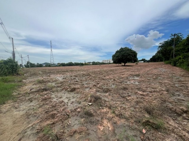 ที่ดินศรีราชา แปลงสวย ราคาถูก โซนบ่อหิน ศรีราชา ชลบุรี  FP-L0227