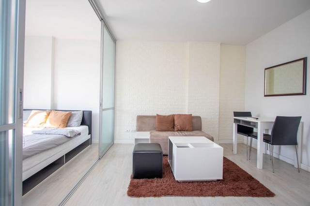 คอนโดยอดฮิต  ห้องวิวสวย เฟอร์ครบ ดีคอนโด ซายน์