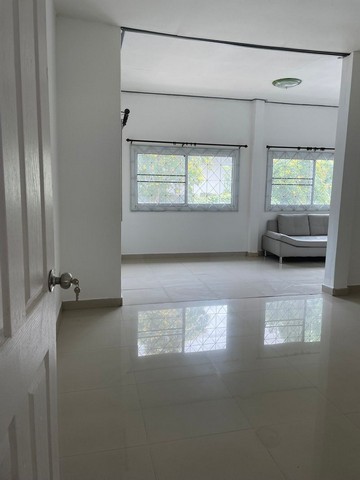 บ้านเดี่ยว เนื้อที่กว้างขว้าง ร่มรื่น สันผักหวาน หางดง