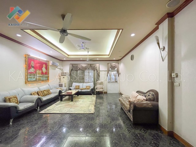 ทาวน์โฮม ซอย จรัญสนิทวงศ์ 3 หมู่บ้าน สมชาย ใกล้ BTS ท่าพระ