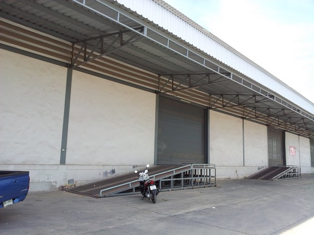 เช่าโกดัง 300 - 3000 ตารางเมตร ติดถนนพระรามสอง  ตำบลบางน้ำจืด อำเภอเมือง  สมุทรสาคร