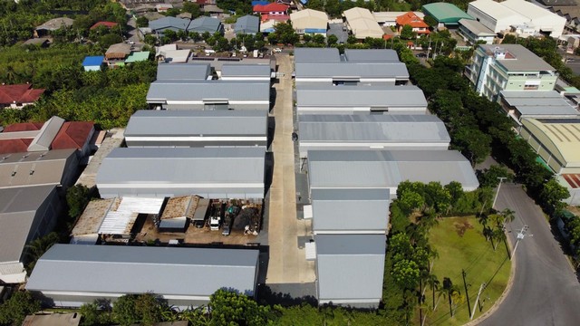 ให้เช่าโกดังโครงการสุขสบาย ติดถนนบางบอน 4 ถนนเอกชัย บางบอน เขตบางบอน  กรุงเทพ