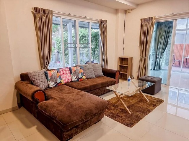 บ้าน 2 ชั้น พร้อมผู้เช่า รีโนเวทใหม่ ทำเลดี โซนสุเทพ