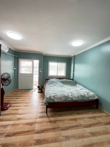 LVPU53056 ให้เช่า ทาวเฮ้าส์ 3 ชั้น หมู่บ้านเมืองเอกรังสิตติดดอนเมือง ทำเลเมืองเอก ใกล้ ม.รังสิต และ รร.สาธิตรังสิสิต