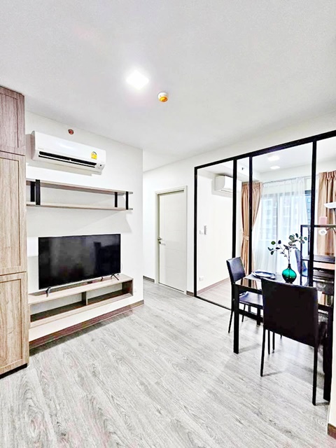 คอนโด Kensington ห้องริม 32 ตร.ม. ชั้น 31 ตึก B  รีโนเวทใหม่ เฟอร์ เครื่องใช้ไฟฟ้าครบ รร.นานาชาติไทย-สิงคโปร์ 5 กม. 2 นอน 1 น้ำ