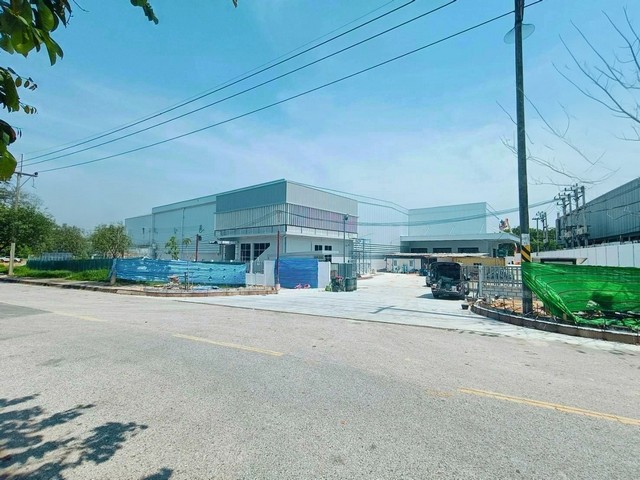 ให้เช่าโรงงานสร้างใหม่ศรีราชา ผังม่วงเข้มเขต freezone พื้นที่ใช้สอย   5165  ตรม. +ออฟฟิต 2  ชั้น