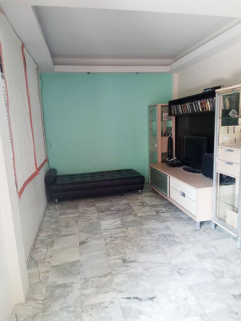 ให้เช่าบ้านแฝด2ชั้น หลังมุม หมู่บ้าน ปิย วรารมย์ คลอง 4   ถนน ไสวประชาราษฎร์ ตำบล บึงยี่โถ อำเภอธัญบุรี ปทุมธานี