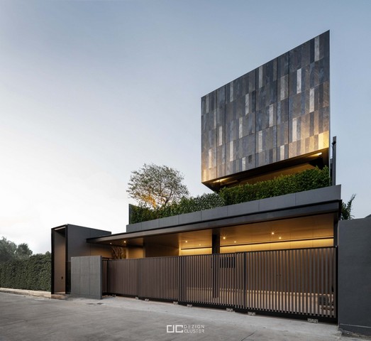 ขายบ้านเดี่ยว 3 ชั้น Dezign Cluster แบบ Collection No. 6 นาคนิวาส 37 พร้อมสระว่ายน้ำ โซนเลียบด่วน