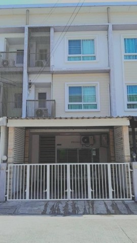 ขายทาวน์โฮม 3 ชั้น โครงการเดอะริชบิซโฮม สุขุมวิท 105 ตรงข้ามโรงพยาบาลศิครินทร์