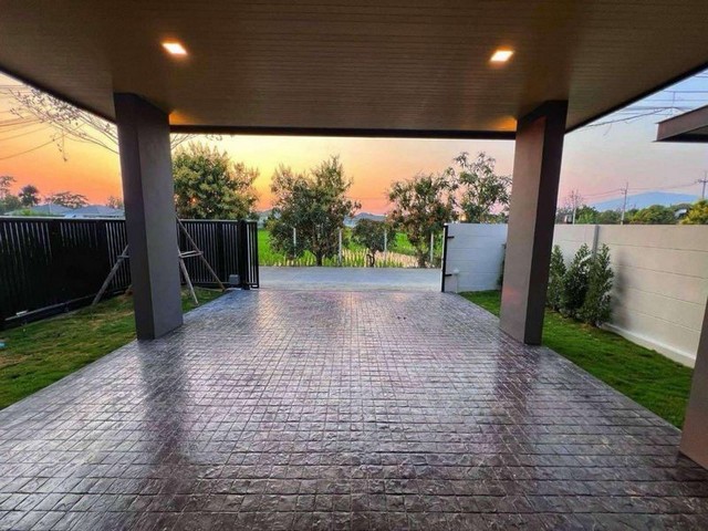 บ้านสร้างใหม่ สไตล์โมเดิร์น สันผักหวาน หางดง