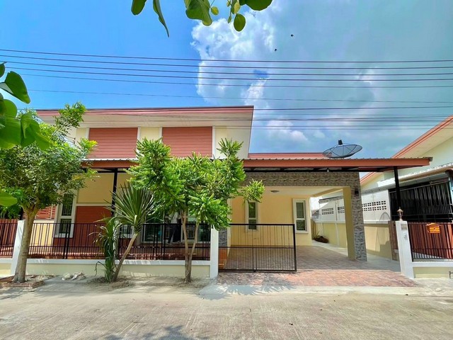 บ้านสวยพร้อมอยู่ลดทันที่200000บาท สิรัชชา พาร์ค 3 ห้องนอน​   2 ห้องน้ำ