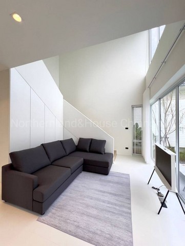 ให้เช่าพูลวิลล่า สไตล์โมเดิร์น หลังกาดฝรั่ง ตกแต่งสวย หางดง