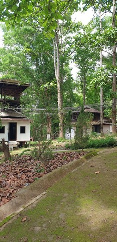 อาคารบ้านพัก สวยสงบ ร่มเย็น ทำเลดี แม่แรม แม่ริม