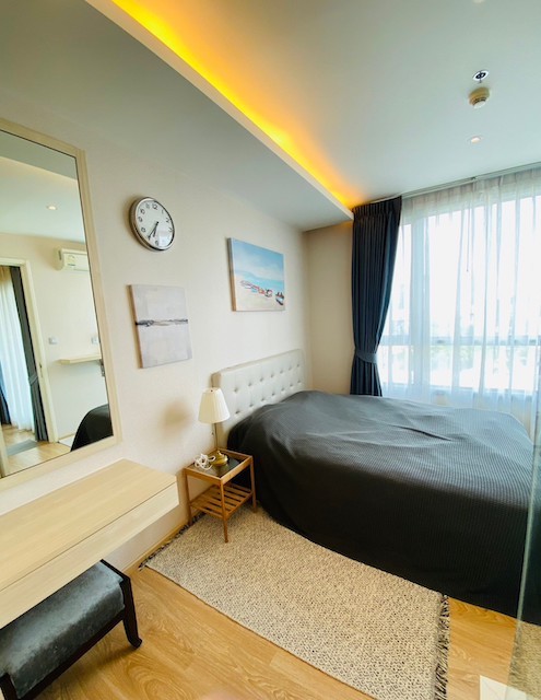 H Sukhumvit 43 Clean convenient private 11th floor BTS Phrom Phong