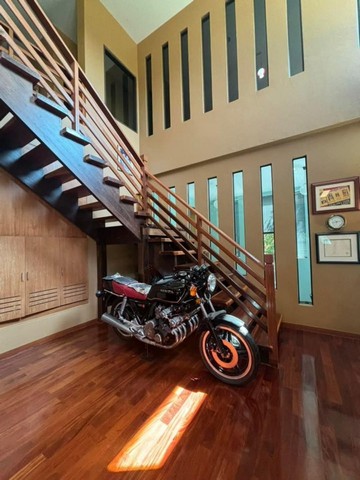 พูลวิลล่า 2 ชั้น หลังใหญ่ เนื้อที่กว้าง โซนน้ำแพร่