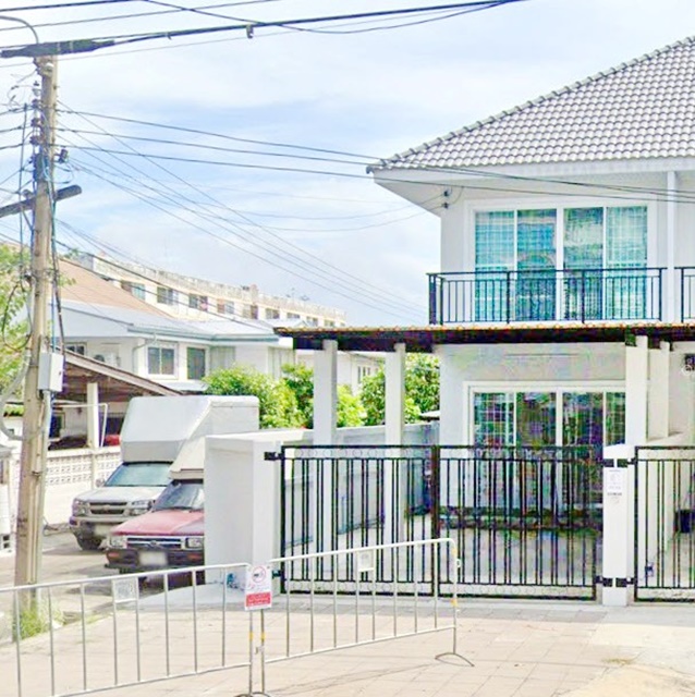 สนามกอล์ฟ North park1กม. ร้านค้าขาย 1ชั้น ให้เช่าชั้นล่างชั้นเดียว 23ตร.วา. 33ตร.ม.งามวงศ์วาน 43-49   นานาชาติจีน 2.7 กม. ตลาดบางเขน 500 ม.