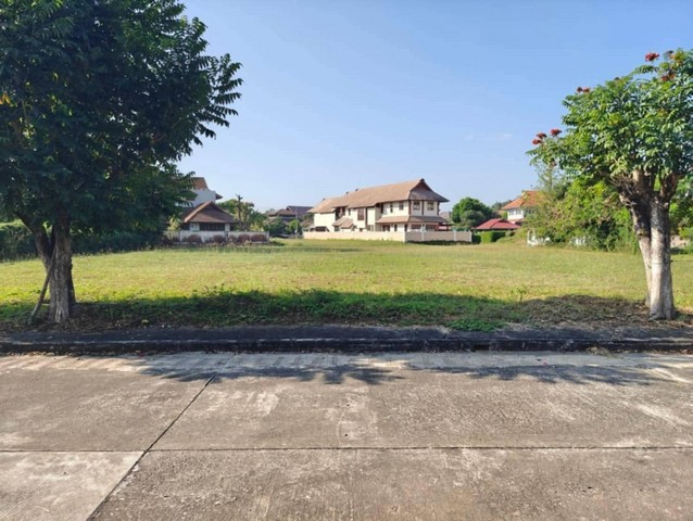 ขายที่เปล่าปากช่อง ใกล้รีสอร์ทใกล้หมู่บ้าน แหล่งชุมชน