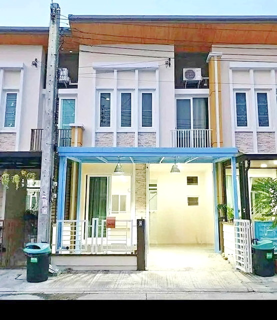 บิ๊กซีสวนหลวง 1.7 กม.จัดเต็มเฟอร์ 3 แอร์ แพนเอเชีย 3นอน  MRT สวนหลวง ร.9 4 กม. ให้เช่าทาวน์โฮม 2ชั้น 18 ตร.วา  เฉลิมพระเกียรติ26-30  