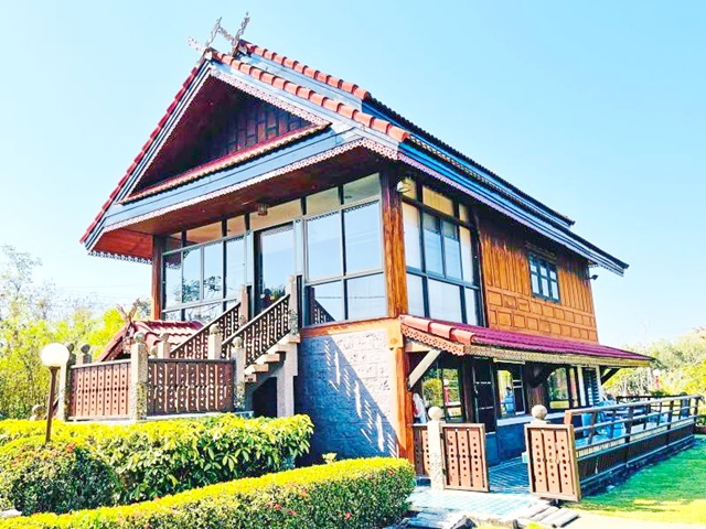 เชียงใหม่2.46กม. สระว่ายน้ำขนาดใหญ่ 1,220 ตร.วา.4,880 ตร.ม. 4 นอน 3 น้ำ สวนน้ำทูปเทร็ค 