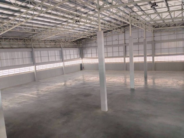 ให้เช่าโรงงานนิคมพัฒนาระยอง ผังม่วงลาย เนื้อที่รวม  10,420 ตรม.มีทั้งหมด 6โรง