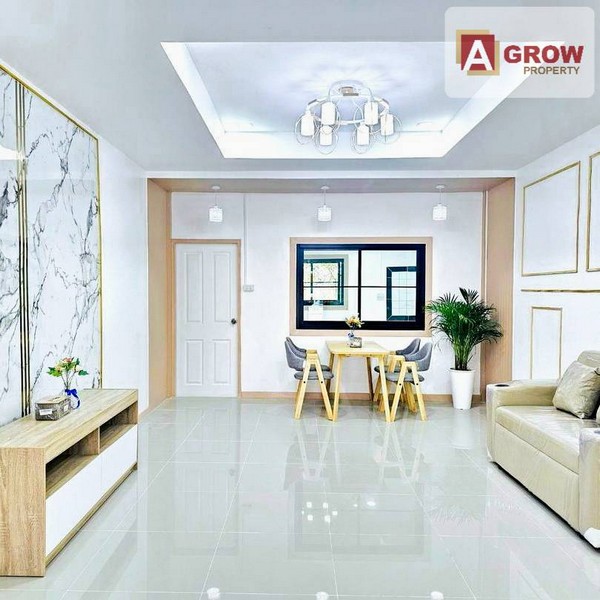 หมู่บ้านชายน้ำ-จามจุรี บางบังทอง บ้านสวยมีเทอเรซหน้าบ้าน เฟอร์นิเจอร์ครบ ตกแต่งใหม่พร้อมเข้าอยู่