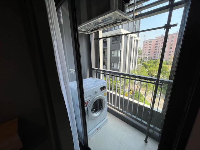 Aspire Sukhumvit Onnut Safe quiet clean 4th floor BTS On Nut