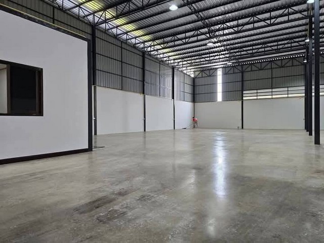 ให้เช่า โกดังสร้างใหม่พร้อมออฟฟิศ ถนนนิมิตรใหม่ มีนบุรี คลองสามวา