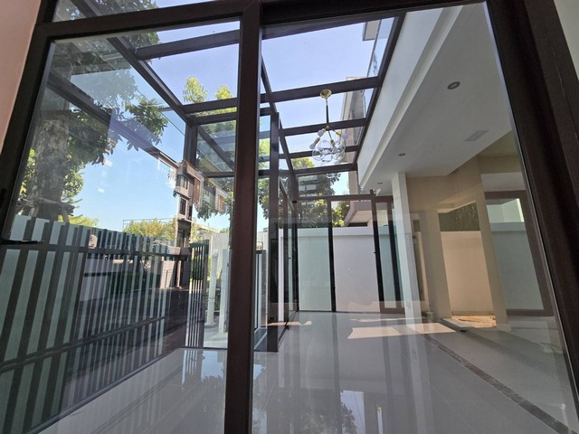 ขายบ้านเดี่ยว 4 ชั้น H-Cape Minera รามอินทรา ขนาด 53 ตรว. บ้านหรูระดับ Hi-End สไตล์โมเดิร์น