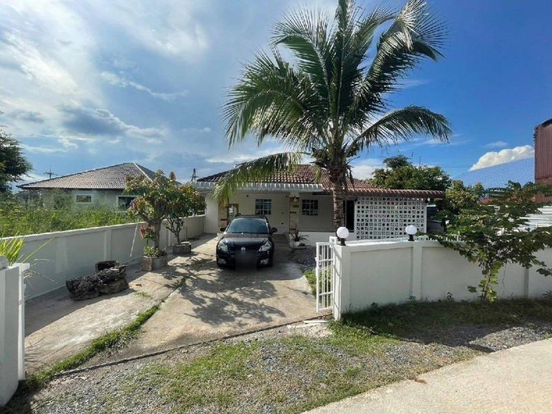 ขายเพียง 2.29 ล. เนื้อที่ 89 ตรว. บ้านเดี่ยวชั้นเดียว สันทราย เนื้อที่กว้าง เฟอร์นิเจอร์ครบ ใกล้ม.แม่โจ้ บรรยากาศดี ร่มรื่น เดินทางสะดวก