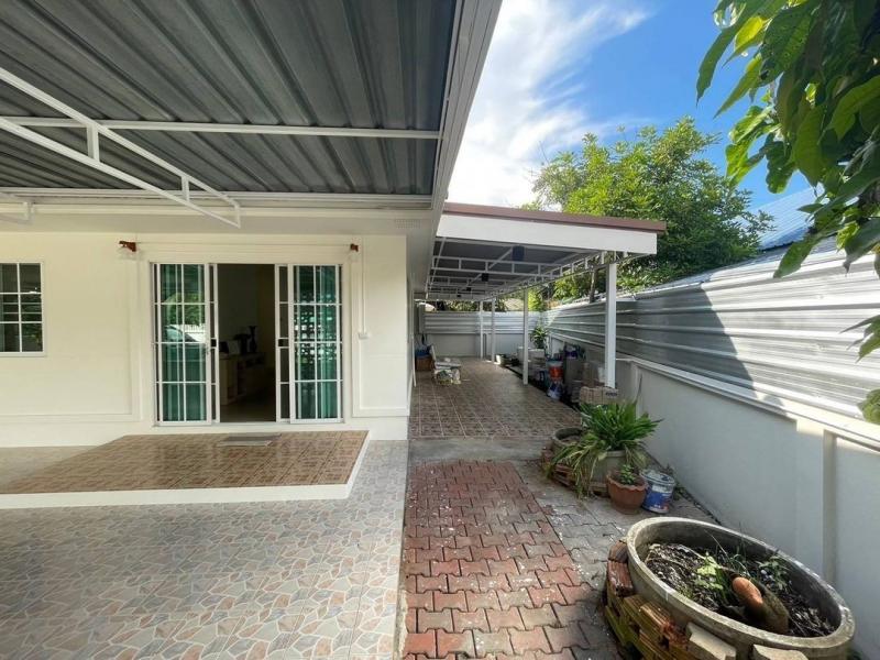 ขายเพียง 2.29 ล. เนื้อที่ 89 ตรว. บ้านเดี่ยวชั้นเดียว สันทราย เนื้อที่กว้าง เฟอร์นิเจอร์ครบ ใกล้ม.แม่โจ้ บรรยากาศดี ร่มรื่น เดินทางสะดวก