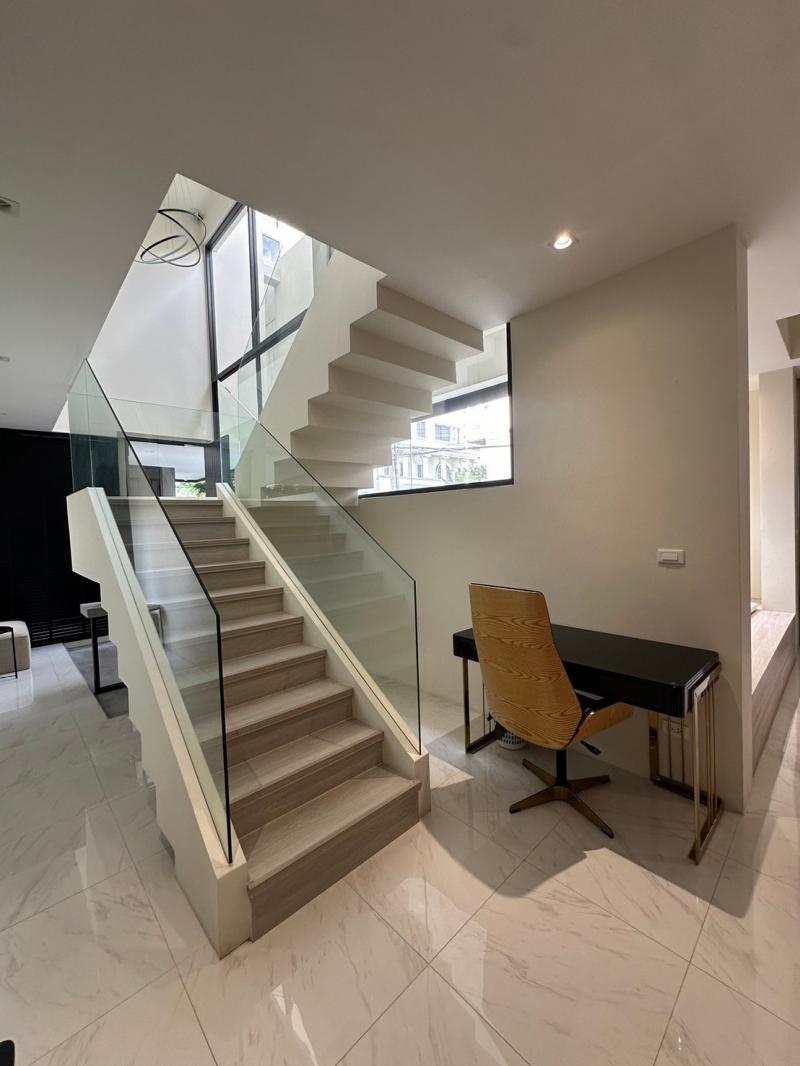 Luxury House for Rent in the Heart of Huai Khwang | Soi Prachasongkroh 27