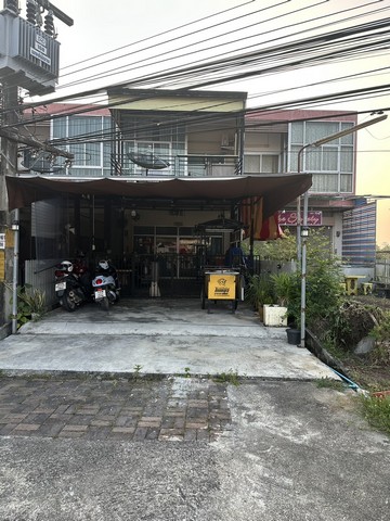 ขายบ้าน 2 ชั้น ทำเลธุรกิจค้าขาย ติดถนน หน้ามหาวิทยาลัย วลัยลักษณ์ อำเภอท่าศาลา จังหวัดนครศรีธรรมราช 