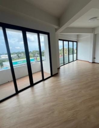 ให้เช่าโฮมออฟฟิศ 879 ตรม. มีลิฟต์ ใกล้ รพ.บางกรวย เหมาะทำออฟฟิศ และค้าขาย คลีนิค หรือ รร.กวดวิชา