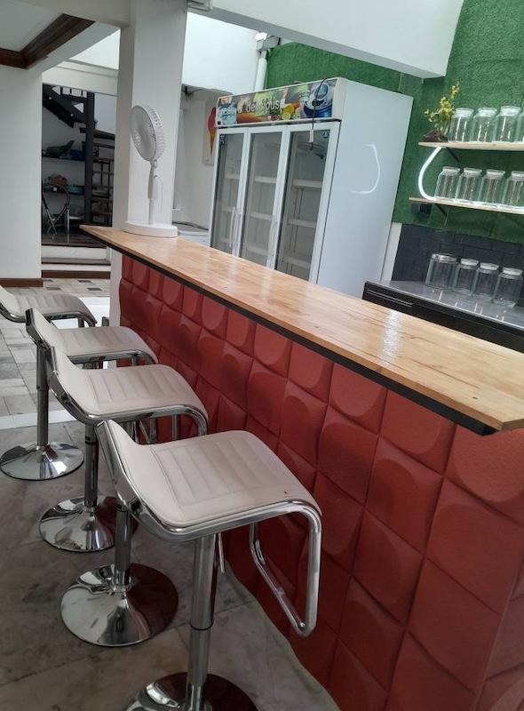 ให้เช่าอาคารพาณิชย์ 2 คูหา 3 ชั้น ย่านพระราม 9 ซอย 11 ใกล้ KPN และ รถไฟฟ้า MRT