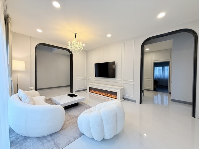 P495 ให้เช่าบ้านเดี่ยว 2 ชั้น โครงการ เดอะ ซิตี้ บางนา The City Bangna ตกแต่งสวยหรู เหมาะอยู่อาศัย