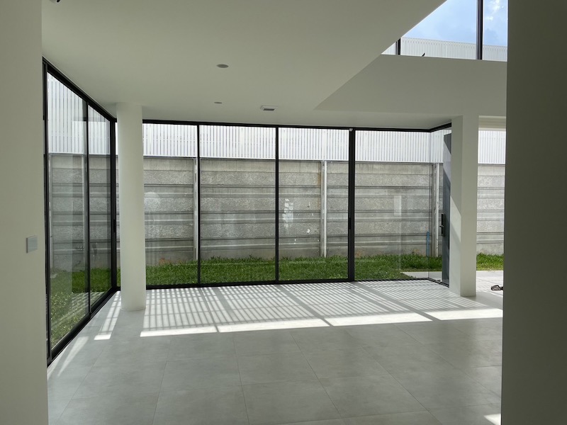 BH2396 ให้เช่าบ้านแฝด 3.5 ชั้น โครงการ ARKIN VIBHAVADI ทำเลติดถนนวิภาวดี ใกล้สนามบินดอนเมือง